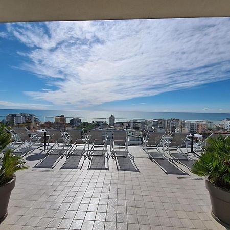 Hesperia Hotel & Residence Lido di Jesolo Exteriör bild