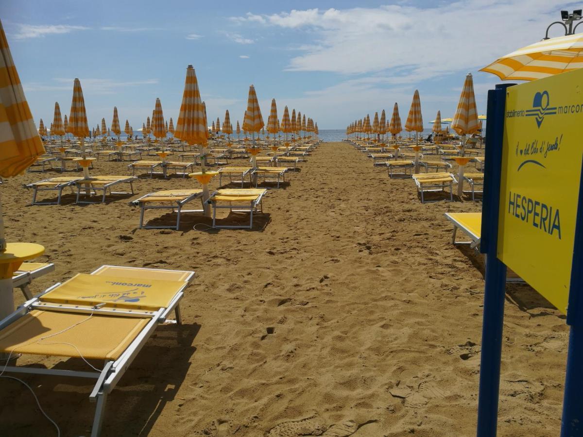 Hesperia Hotel & Residence Lido di Jesolo Exteriör bild