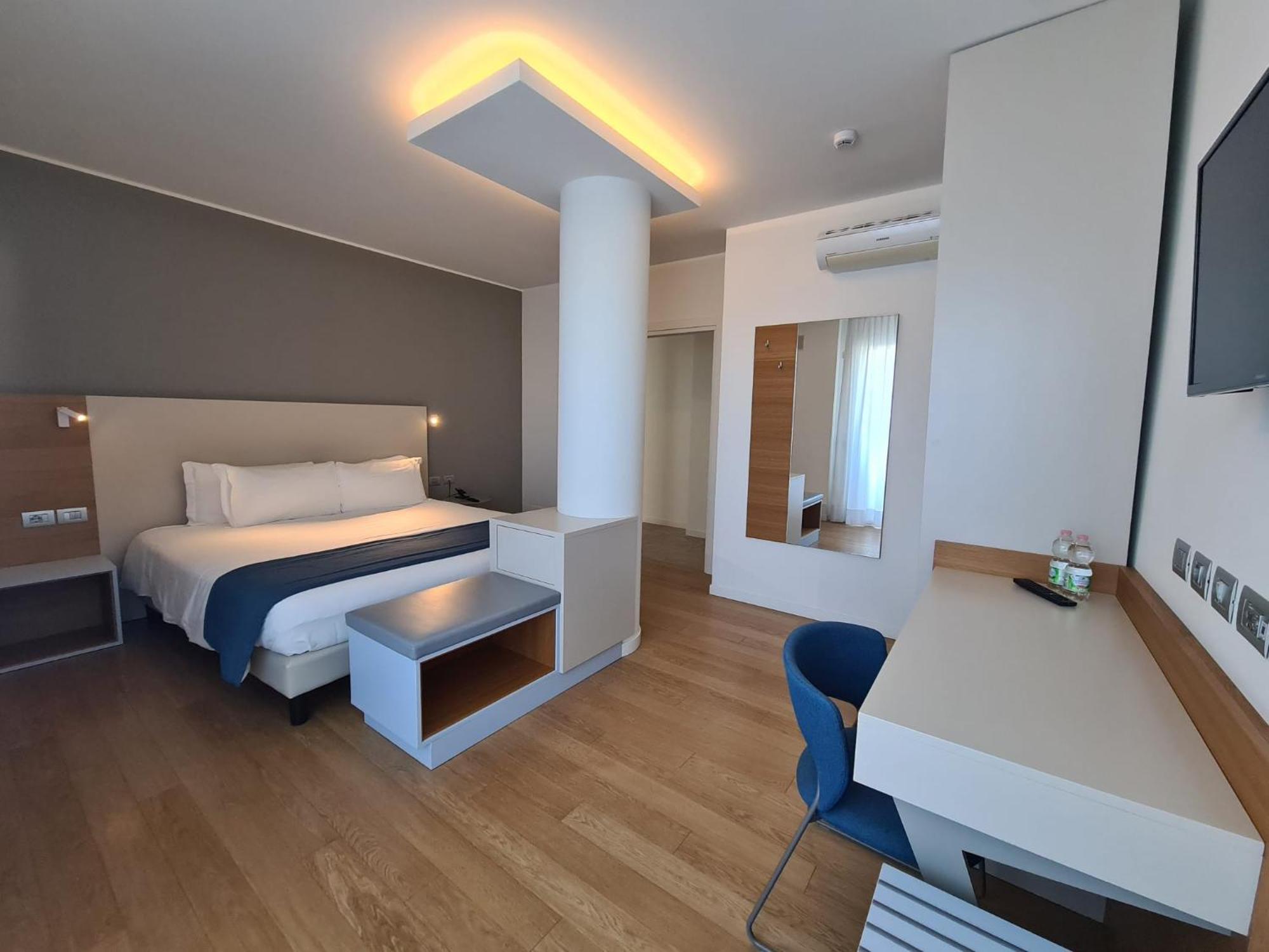 Hesperia Hotel & Residence Lido di Jesolo Rum bild