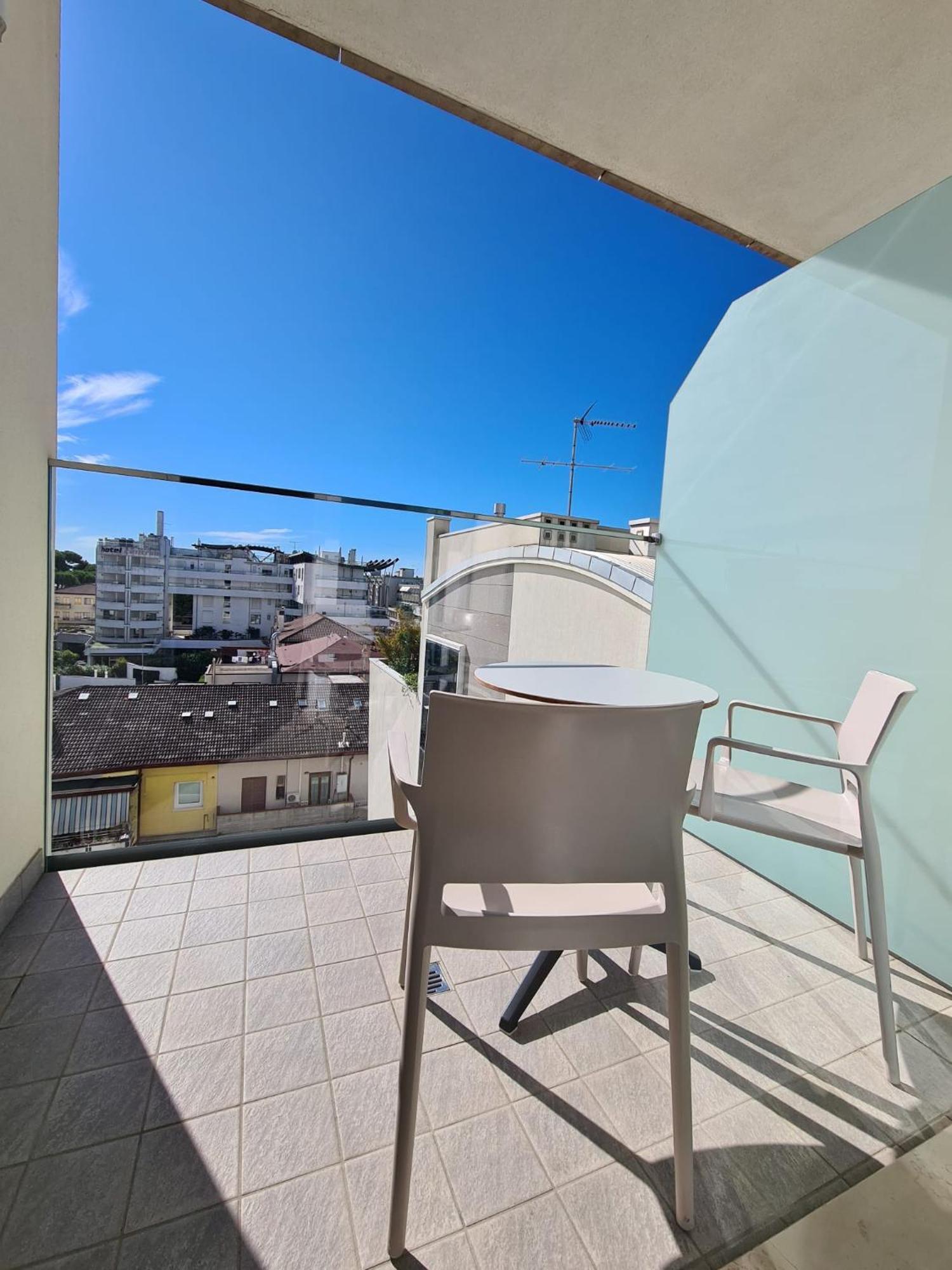 Hesperia Hotel & Residence Lido di Jesolo Rum bild
