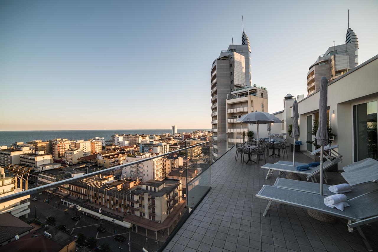 Hesperia Hotel & Residence Lido di Jesolo Exteriör bild
